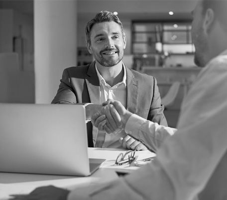 Solvia – Servicios inmobiliarios diseño de piezas digitales para equipos de ventas
